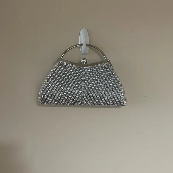 Vintage Sparkly Diamond Clutch Bag - Picture 2 of 7